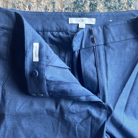 Women’s Curvy Pants - Picture 3 of 3